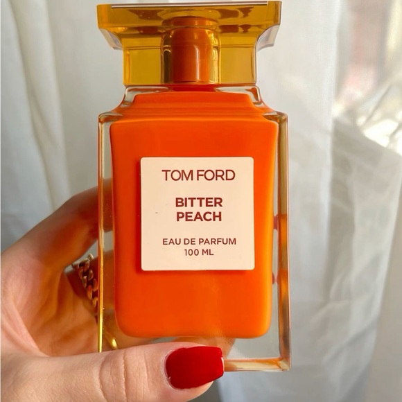 Tom Ford Bitter Peach Perfume in Bold Orange - Picture 1 of 1
